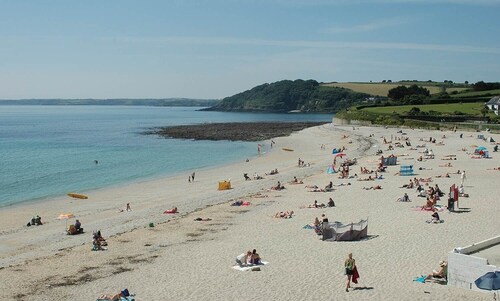 Atemberaubendes Einfamilienhaus im Herzen von Falmouth. Gehen Sie zum Strand. Hundefreundlich