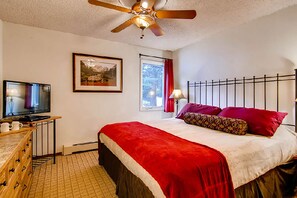 2 bedrooms, iron/ironing board, Internet, bed sheets - 28% OFF Eagle Point 2-Bedroom Fri 12/19/2025 thru Fri 12/26/2025 (Vail)