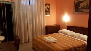 5 bedrooms, bed sheets, wheelchair access