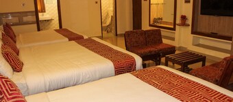 Kaveri Hotel B&B / Guesthouse