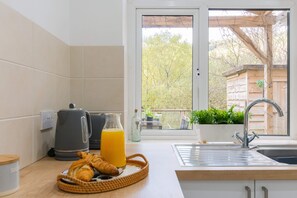 Fridge, microwave, oven, stovetop - The Trail at Afan Forest Park by STAE-Homes (Duffryn Rhondda)