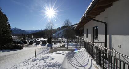 Cross-country skiing and skiing directly from the house.