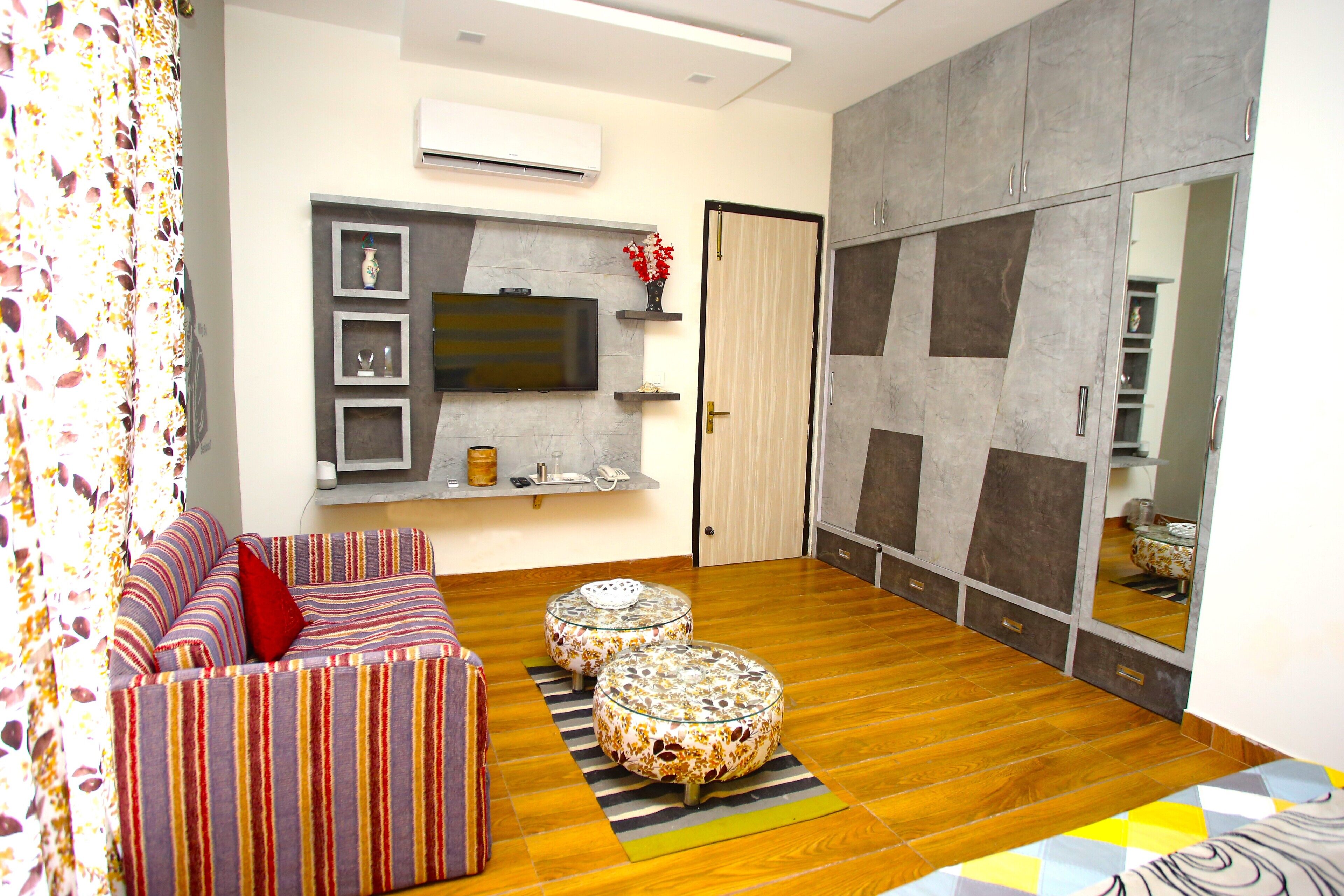 TV, table football, ping pong, books