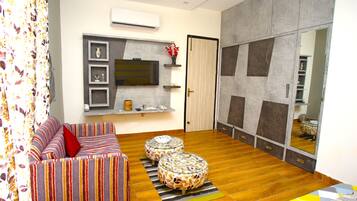 TV, foosball, table tennis, books