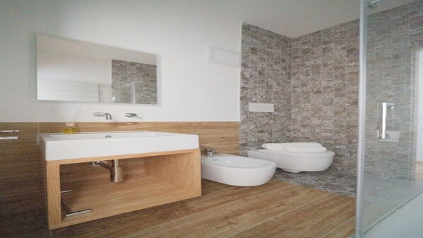 Bathroom - CILENTO VICTORY HOUSE - APARTMENT 1 (Serramezzana)