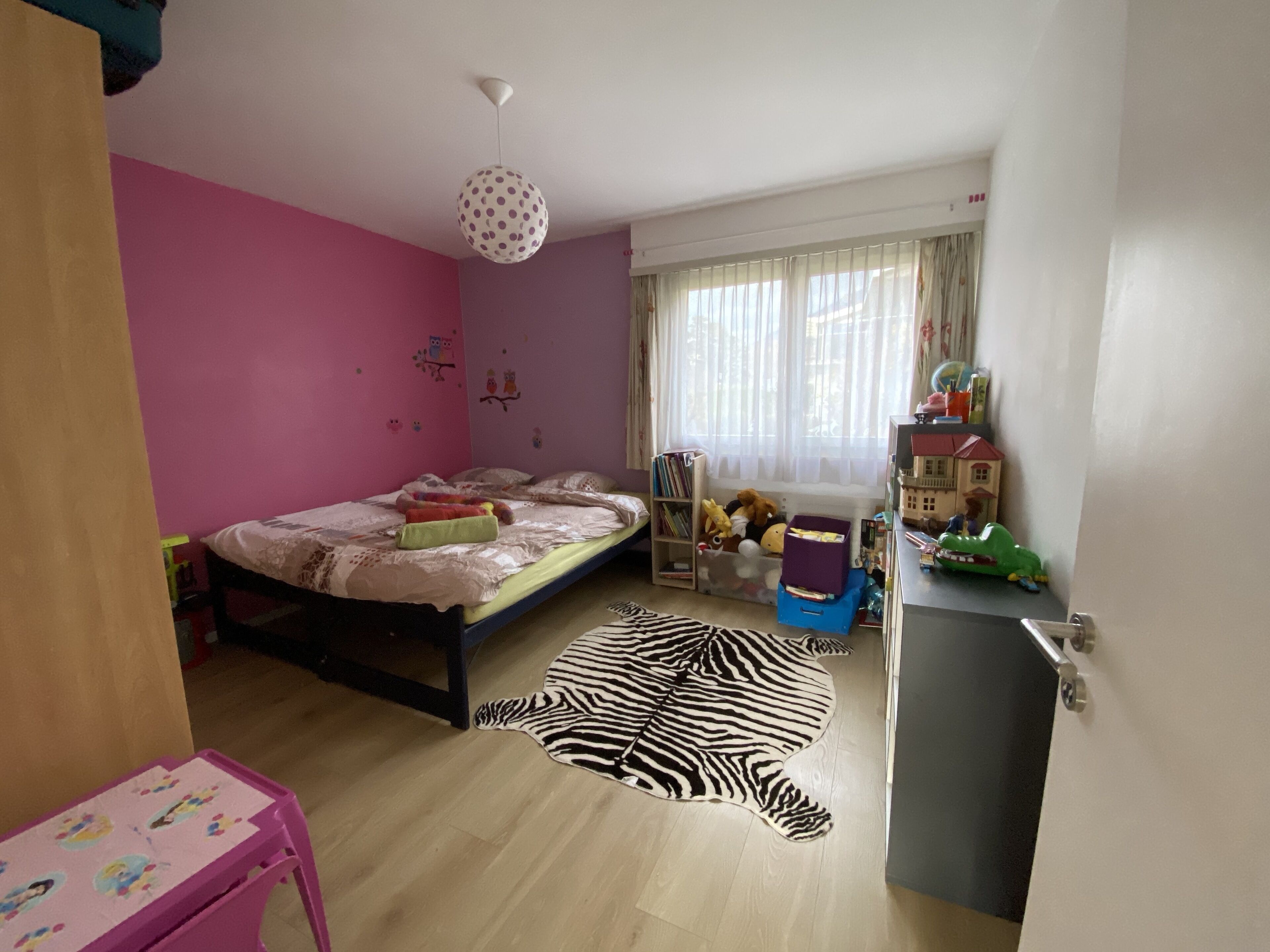 3 chambres, fer et planche à repasser, Wi-Fi, draps fournis