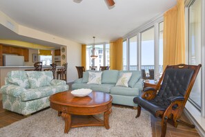 Smart TV, DVD player