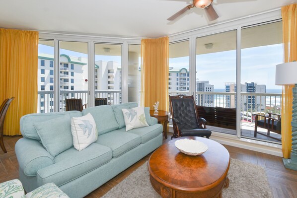 Smart TV, DVD player