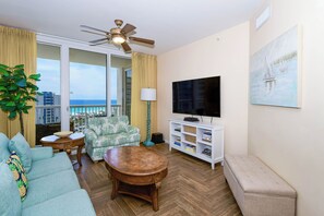 Smart TV, DVD player - 11th Floor Condo w/ Spacious Balcony & Free Beach Service in Central Destin! 🐚 (Destin)