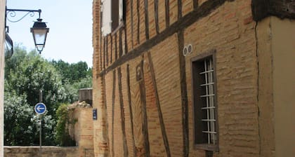 MARMANDE Centre Ville Historique gite classé 4 etoiles