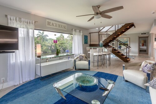 Mid-Centrury Oasis | 1 Block to Ft Lauderdale Beach FIFA 25 min Hardrock Stadium