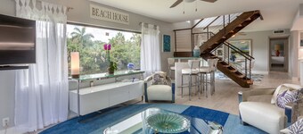 湖の5ベッドルーム、ビーチから1ブロック