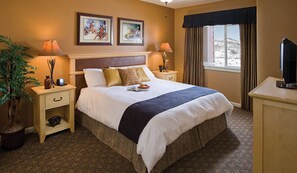 2 bedrooms, in-room safe, iron/ironing board, WiFi - Two Bedroom Luxury Condo, Steamboat Springs (1756797) (Steamboat Springs)