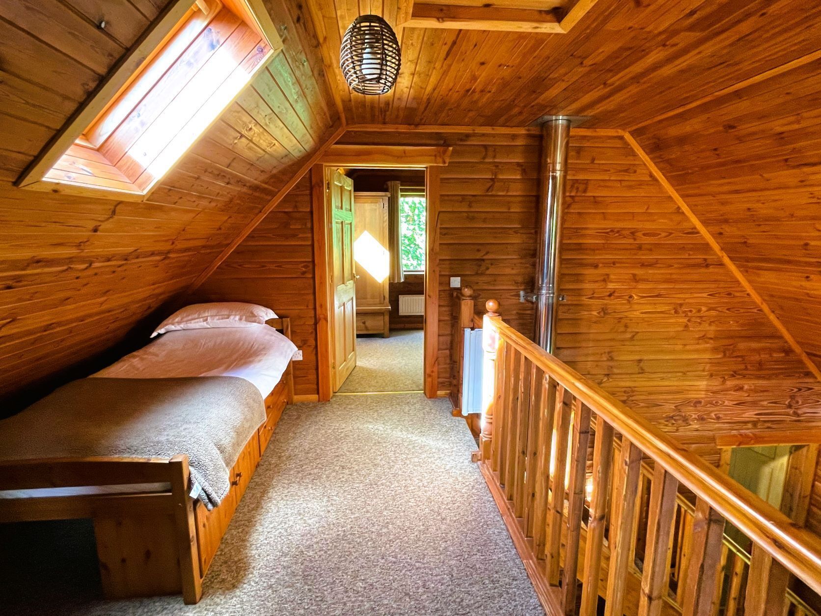 3 bedrooms, iron/ironing board, travel crib, free WiFi