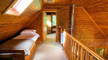 3 bedrooms, iron/ironing board, travel crib, free WiFi