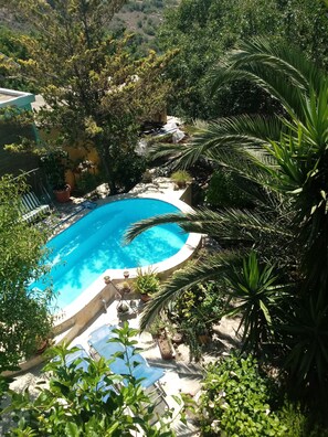 Outdoor pool - Perfect Hideaway in Mesa Chorio, Paphos (Mesa Chorio)