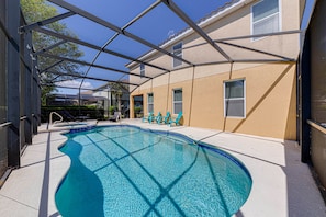 Unclassified image, 5 of 81, button