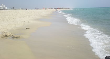 Villa 220m2 furnished 300m from the beach with fine sand and turquoise water