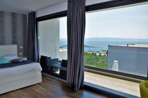 3 عدّة غرف نوم ومكواة/لوح كي وواي فاي مجانًا وملاءات أسرّة