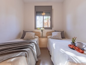 3 bedrooms, internet