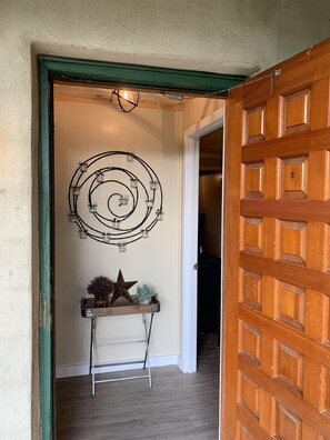 1 habitación, wifi y ropa de cama