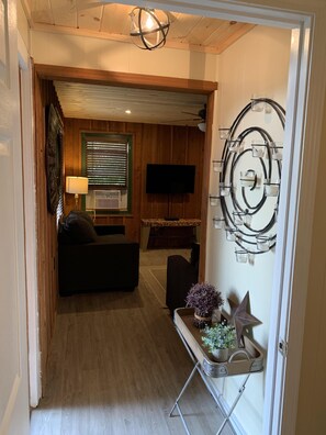 Interior - Walk to downtown Banner Elk, Excellent Views, 1BD 1BA (Banner Elk)