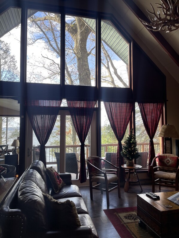 TV, fireplace, stereo, offices