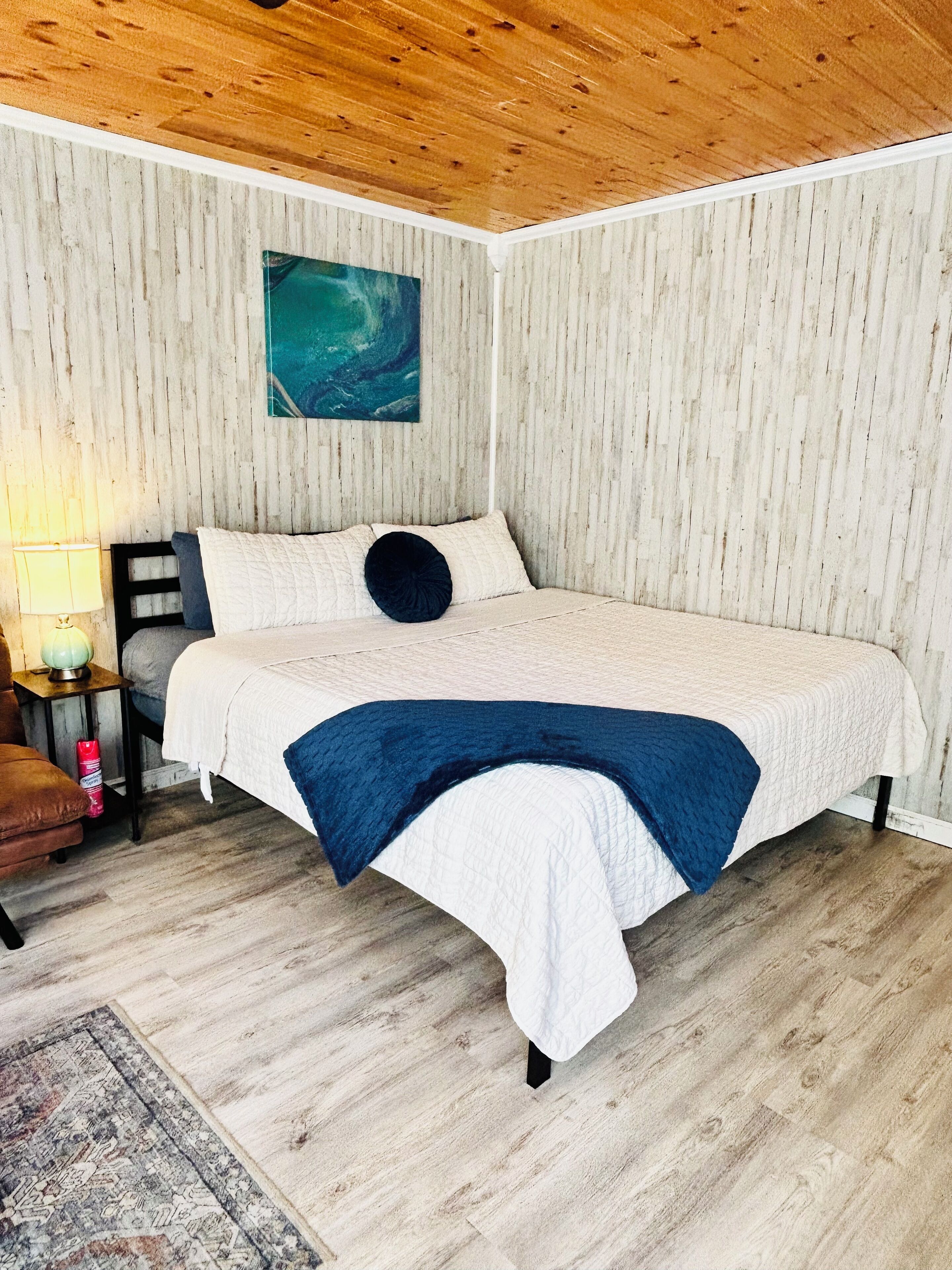 1 多间卧室、熨斗/熨衣板、免费 WiFi、床单