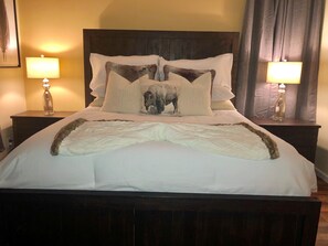 1 habitación, tabla de planchar con plancha, wifi gratis y ropa de cama 