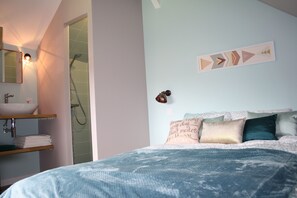 1 chambre, fer et planche à repasser, Wi-Fi, draps fournis