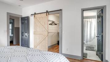 3 soverom, strykejern/-brett, wi-fi og sengetøy