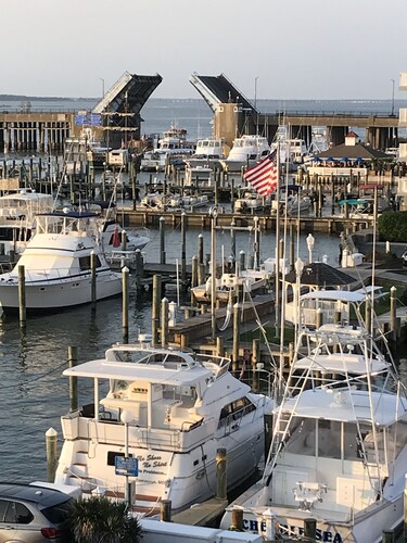 Spacious Waterfront Condo - Walk to Beach + Boardwalk - Sleeps 10–12