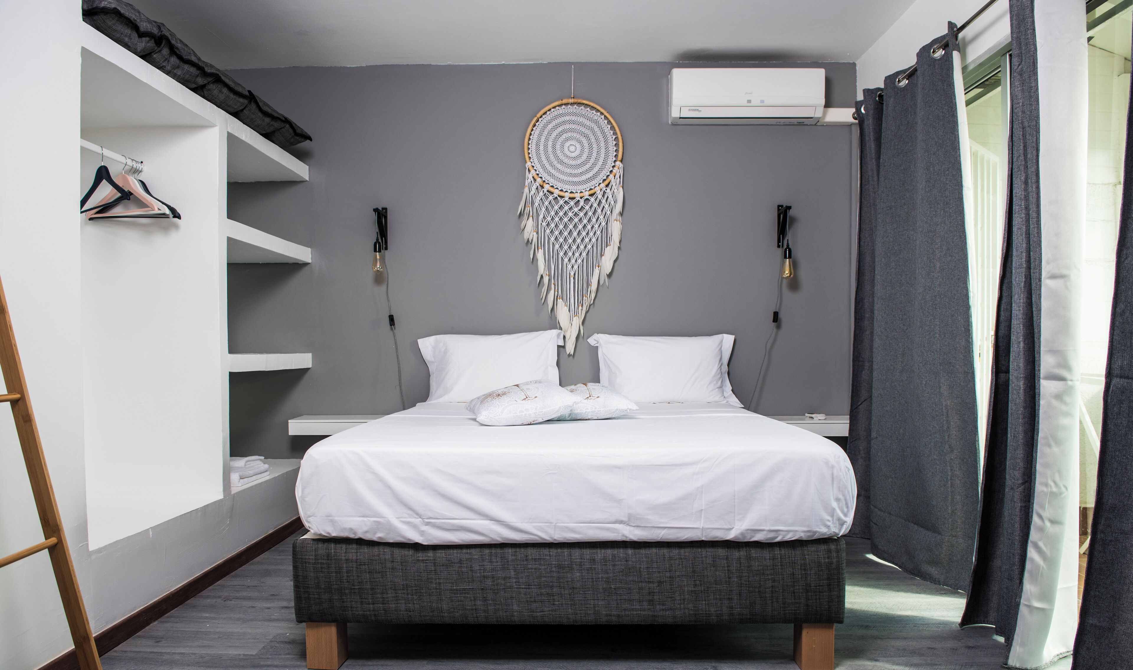 2 bedrooms, soundproofing, iron/ironing board, free WiFi