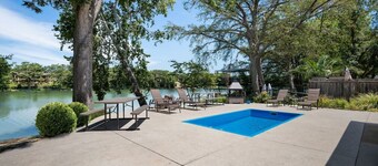 Neues Braunfels-Traumhaus mit Veranda-Oase