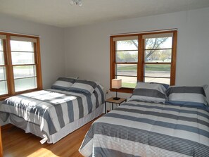 2 bedrooms, desk, iron/ironing board, travel crib