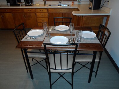 1950's Retro Ranch. Conveniently located off Highway 281