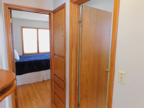 2 bedrooms, desk, iron/ironing board, travel crib
