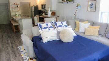 2 bedrooms, WiFi, bed sheets