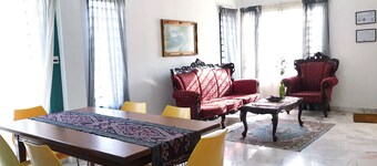 House near to Tasik Puteri Golf Resort