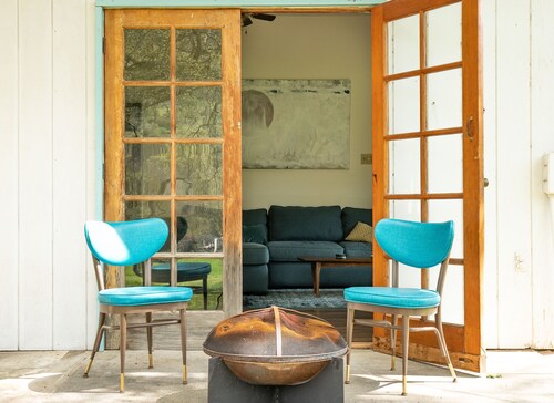 River cottage & ranch