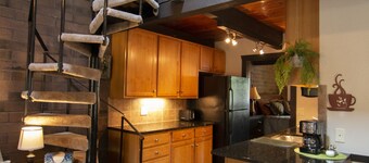 Great location! Perfect for traveling medical professional or corporate housing