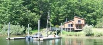 Paradise Cabin on Tenmile Lake