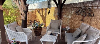 ユニバーシティオブユニバーシティ:Lil 'Home Nestled in Central Tucson