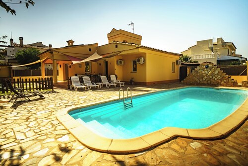 Casa Tati 6 hengelle