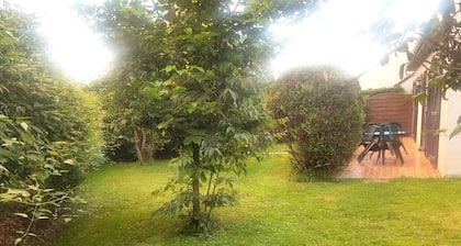 Comfortable Villa with 4 Bedrooms, Nature and Calm near Paris