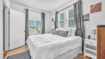 3 多间卧室、免费 WiFi、床单