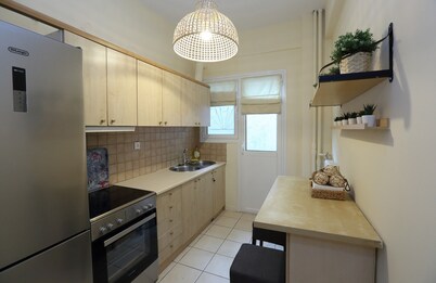 MELMA PROPERTIES - ALKYONI Apartment by the Sea in Piraeus