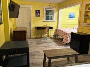 1 Schlafzimmer, Schreibtisch, Reisekinderbett, kostenloses WLAN