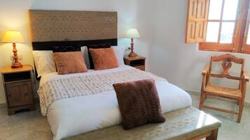 6 chambres, fer et planche Ă repasser, Wi-Fi gratuit, draps fournis