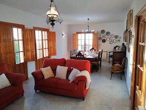 Téléviseur, foyer